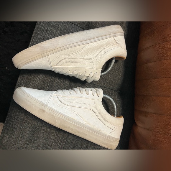 VANS Triple White Leather Old Skool Platform Lace Up Sneakers Shoes, Size 9.5 - Picture 7 of 8